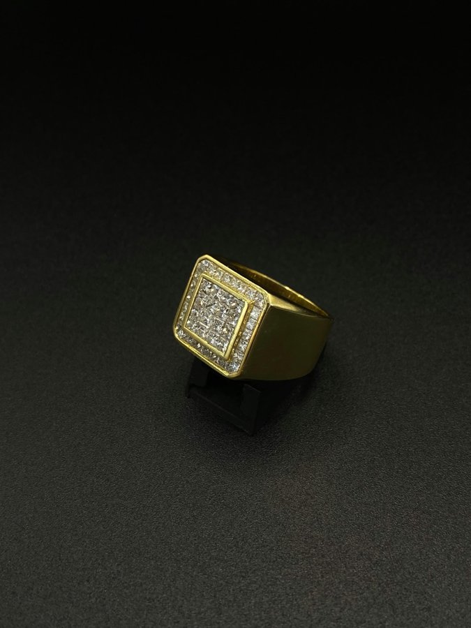 Anillo sello de oro con diamantes Terry's Oro